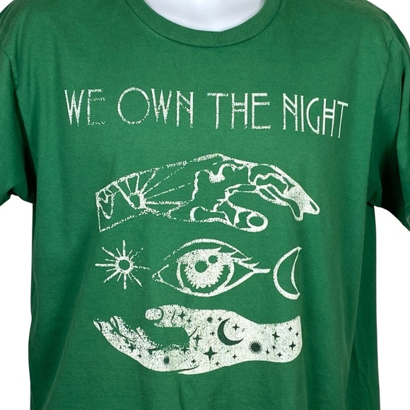 Vintage We Own The Night Graphic T Shirt Adult Size L Green Crewneck Cotton - Picture 2 of 5